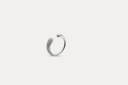 Silver crystal curve ring with pavé stones along the inner edge