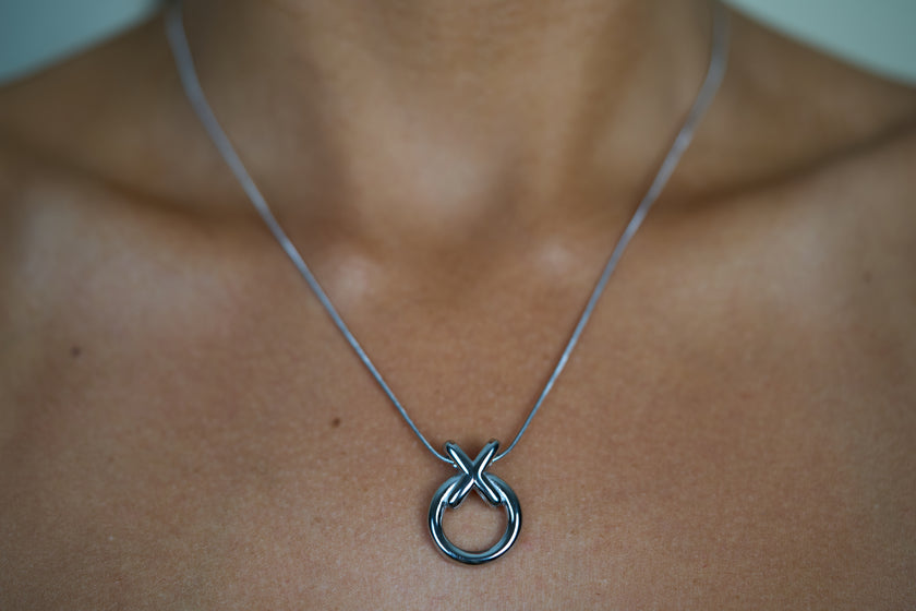 Circle Pendant Necklace