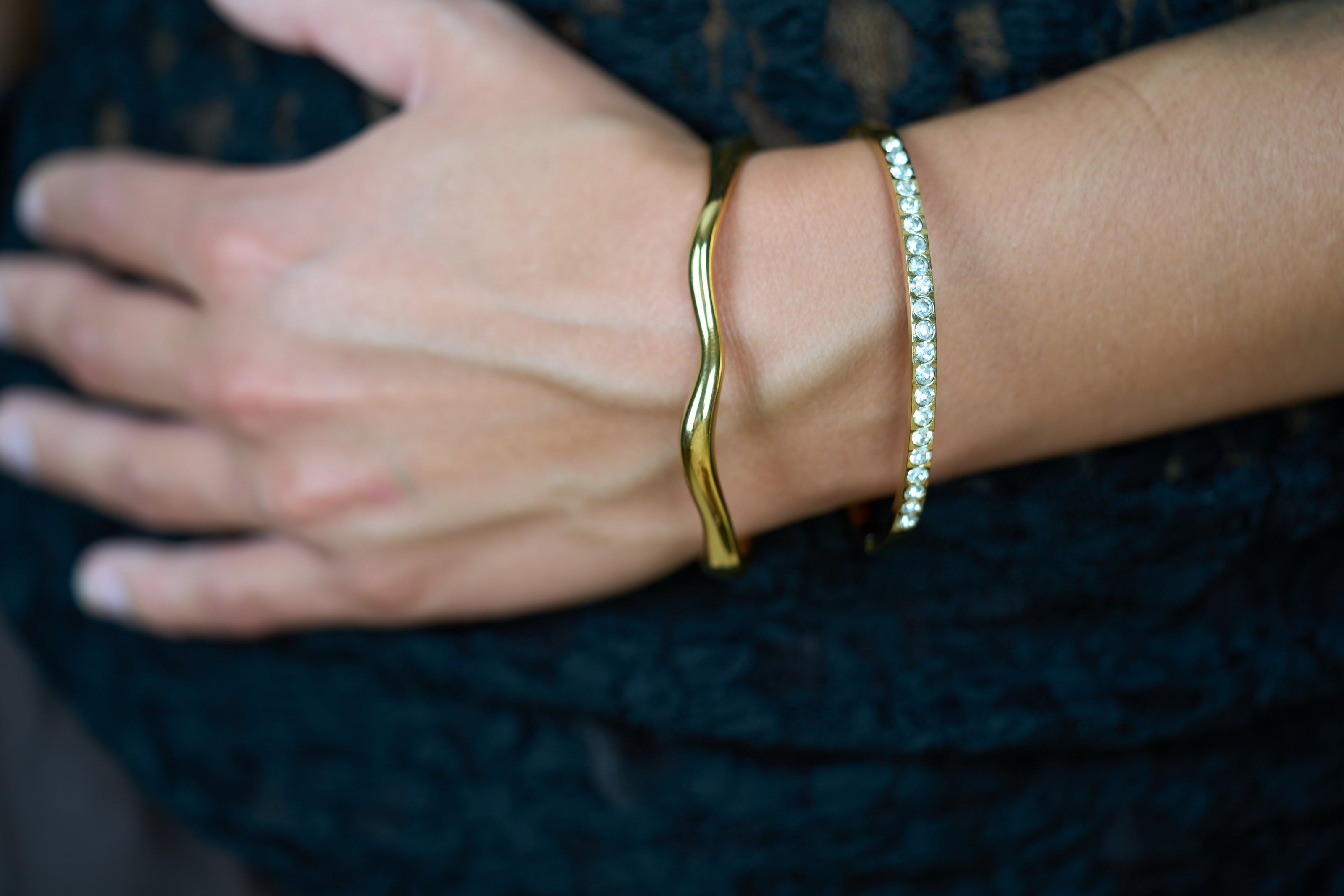 Slim Zirconia Bangle