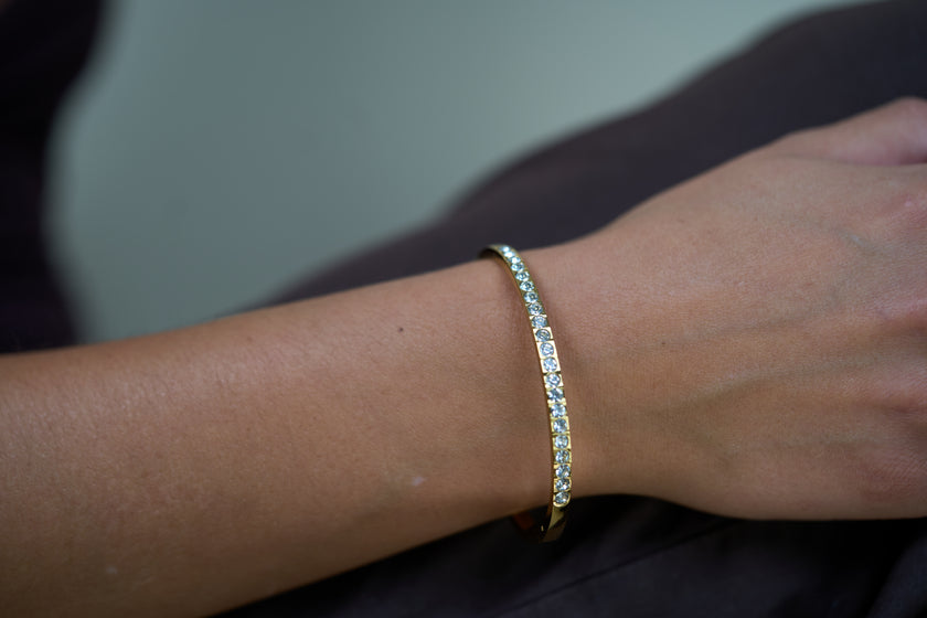 Slim Zirconia Bangle